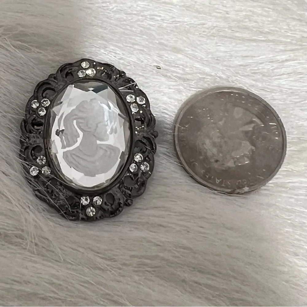 Vintage Black Metal Holographic Cameo Diamondesque Brooch‎